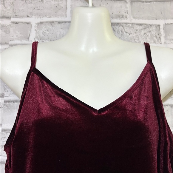 Suzy Shier Deep Red burgundy Velvet tank Top, small - Picture 2 of 6